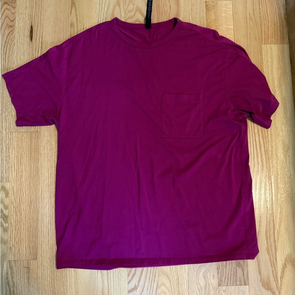 Lululemon Large Magenta pocket Tshirt Top